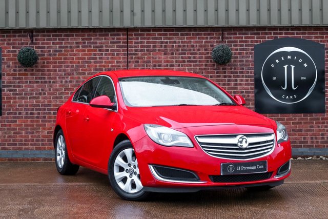 View our VAUXHALL INSIGNIA