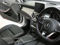 USED 2018 68 MERCEDES-BENZ GLA-CLASS 1.6 GLA 200 AMG LINE PREMIUM 5d 154 BHP SAT NAV PART LEATHER PARK SENSORS 6 MONTHS GOLD WARRANTY