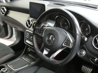 USED 2018 68 MERCEDES-BENZ GLA-CLASS 1.6 GLA 200 AMG LINE PREMIUM 5d 154 BHP SAT NAV PART LEATHER PARK SENSORS 6 MONTHS GOLD WARRANTY