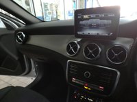 USED 2018 68 MERCEDES-BENZ GLA-CLASS 1.6 GLA 200 AMG LINE PREMIUM 5d 154 BHP SAT NAV PART LEATHER PARK SENSORS 6 MONTHS GOLD WARRANTY