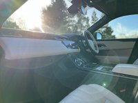 USED 2017 67 LAND ROVER RANGE ROVER VELAR 3.0 D300 R-Dynamic HSE 5dr Auto (Panoramic Sunroof / Digital Cockpit Touch Pro) !! NATIONWIDE DELIVERY AVAILABLE !!