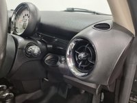 USED 2013 13 MINI CLUBMAN 1.6 ONE 5d 98 BHP Stylish Mini One Clubman midnight black metallic, 5* Factory Options