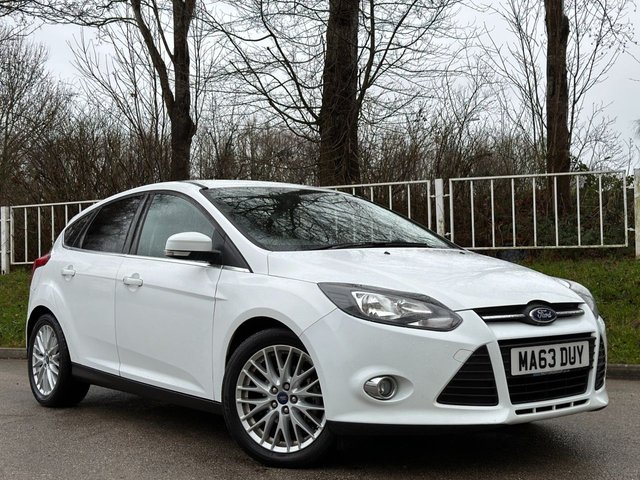 2013 63 Ford Focus 1.0 ZETEC 5d 124 BHP