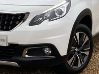 USED 2019 19 PEUGEOT 2008 1.2 ALLURE PREMIUM 5d 82 BHP 