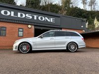 USED 2010 60 MERCEDES C-CLASS 6.2L C63 AMG 5d AUTO 451 BHP PPP P30 LSD
