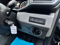 USED 2020 70 VOLKSWAGEN TRANSPORTER 2.0 T30 TDI P/V HIGHLINE 148 BHP 1 Owner, F/S/H, HUGE SPEC!!!