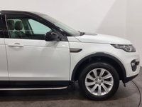 USED 2016 16 LAND ROVER DISCOVERY SPORT 2.0 TD4 SE TECH 5d 180 BHP Fuji White, Black leather, Panoramic Glass Roof,