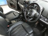 USED 2018 68 MINI COUNTRYMAN 1.5 COOPER S E ALL4 5d 222 BHP MASSIVE SPEC JOHN COOPER WORKS CHILLI PACK SAT NAV LEATHER HEATED REAR CAMERA PARKING SENSORS 6 MONTHS GOLD WARRANTY