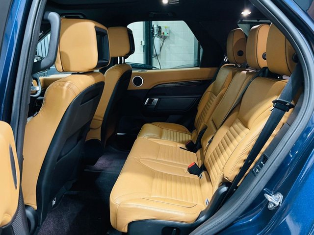 View our LAND ROVER DISCOVERY