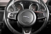 USED 2018 18 JAGUAR E-PACE R-DYNAMIC S + NATIONWIDE HOME DELIVERY +