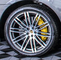 USED 2017 17 PORSCHE MACAN Turbo Performance 5dr PDK 3.6 (440) AWD Auto EURO 6 (PASM / Air Suspension / BOSE Sound / 911 Turbo Design Alloy) NATIONWIDE DELIVERY - RESERVE ONLINE TODAY