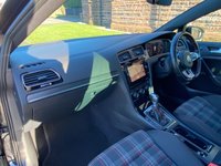 USED 2018 18 VOLKSWAGEN GOLF 2.0 GTI TSI DSG 5d 227 BHP 