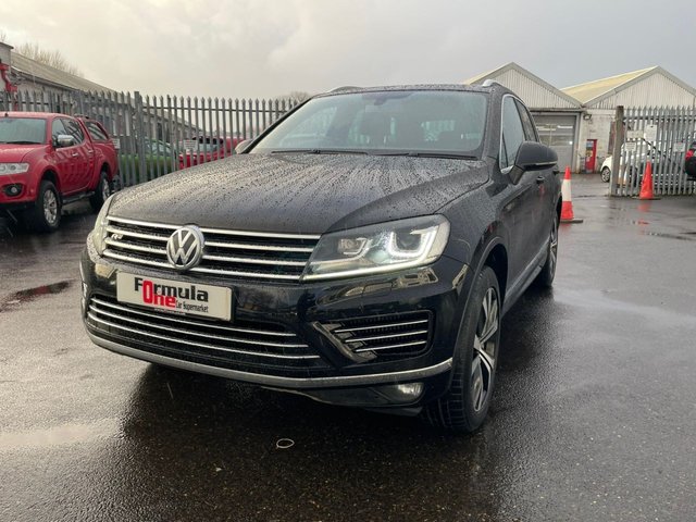 2014 64 VOLKSWAGEN TOUAREG 3.0 V6 R-LINE TDI BLUEMOTION TECHNOLOGY 5d 202 BHP ONLY 2 FORMER KEEPERS FROM NEW+UNBEATABLE VALUE+MEGA SPECIFICATION+READY TO DRIVE AWAY TODAY+FINANCE AND EXTENDED WARRANTY AVAILABLE ON THIS USED VEHICLE!!!!!