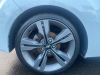 USED 2012 12 HYUNDAI VELOSTER 1.6 GDI SPORT 4d 138 BHP ONLY 2 OWNERS FROM NEW+LOW MILEAGE AND COMES WITH A FULL SERVICE HISTORY+BIG SPECIFICATION+FULL PANORAMIC GLASS ROOF+FULL LEATHER INTERIOR+PARK ASSIST+1 FULL YEARS MOT PRIOR TO COLLECTION+FINANCE AND EXTENDED WARRANTY AVAILABLE ON THIS USED VEHICLE!!!!!!!