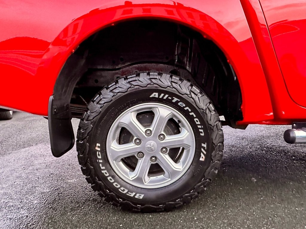 USED 2016 MITSUBISHI L200 2.4 DI-D 4X4 4LIFE DCB 151 BHP GREAT VALUE DOUBLE CAB