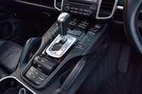 USED 2017 PORSCHE CAYENNE 4.1 D V8 S TIPTRONIC S 5d 379 BHP PANORAMIC ROOF / PASM / BOSE