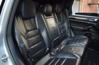USED 2017 PORSCHE CAYENNE 4.1 D V8 S TIPTRONIC S 5d 379 BHP PANORAMIC ROOF / PASM / BOSE