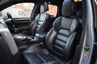 USED 2017 PORSCHE CAYENNE 4.1 D V8 S TIPTRONIC S 5d 379 BHP PANORAMIC ROOF / PASM / BOSE