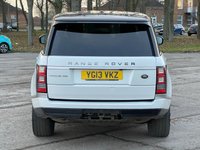 USED 2013 13 LAND ROVER RANGE ROVER 3.0 TDV6 VOGUE SE 5d 258 BHP FUJI WHITE WITH CONTRAST BLACK ROOF