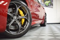 USED 2018 07 ALFA ROMEO GIULIA 2.9 V6 BITURBO QUADRIFOGLIO 4d 503 BHP CARBON STEERING WHEEL
