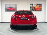 USED 2018 07 ALFA ROMEO GIULIA 2.9 V6 BITURBO QUADRIFOGLIO 4d 503 BHP CARBON STEERING WHEEL