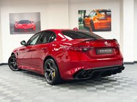USED 2018 07 ALFA ROMEO GIULIA 2.9 V6 BITURBO QUADRIFOGLIO 4d 503 BHP CARBON STEERING WHEEL
