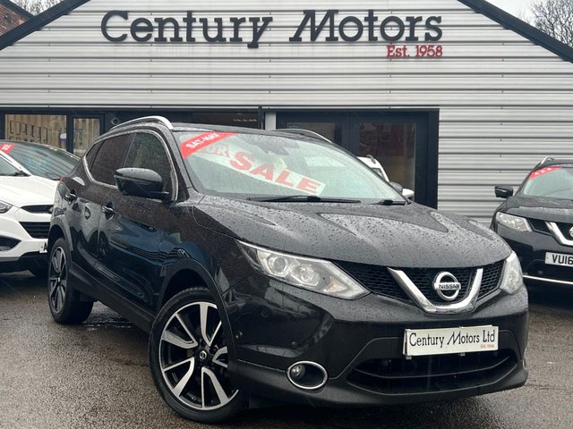 2015 65 Nissan Qashqai 1.5 dCi TEKNA (Smart Vision) 5dr - GLASS ROOF