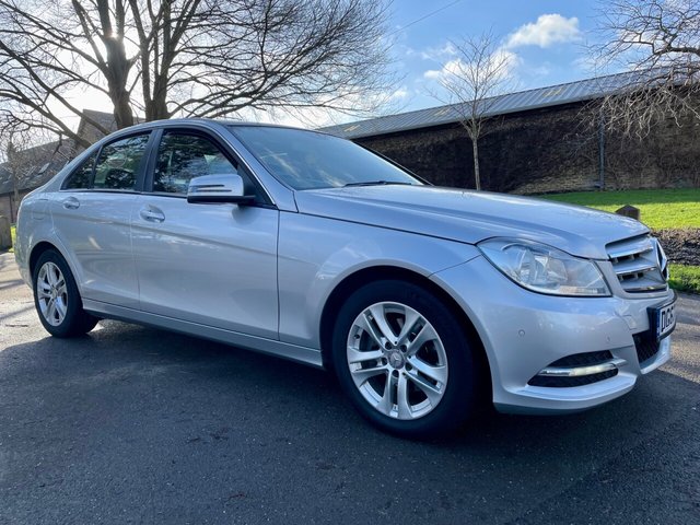 2012 62 Mercedes-Benz C-Class 1.6 C180 BLUEEFFICIENCY EXECUTIVE SE 4d 154 BHP