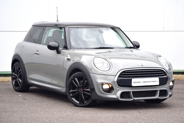 2017 MINI HATCH