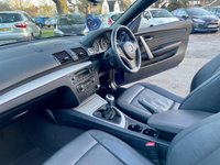 USED 2009 59 BMW 1 SERIES 2.0 120I SE 2d 168 BHP Stunning BMW Cabriolet With Over &pound;4000's Of Options. Fully Serviced And Looks Stunning !g