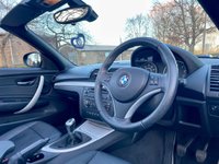 USED 2009 59 BMW 1 SERIES 2.0 120I SE 2d 168 BHP Stunning BMW Cabriolet With Over &pound;4000's Of Options. Fully Serviced And Looks Stunning !g