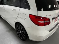 USED 2013 63 MERCEDES-BENZ B-CLASS 1.8 B200 CDI BLUEEFFICIENCY SPORT 5d 136 BHP * LEATHER * 18 INCH  ALLOYS * PRIVACY * AIR CON * NAV *
