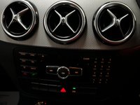 USED 2013 63 MERCEDES-BENZ B-CLASS 1.8 B200 CDI BLUEEFFICIENCY SPORT 5d 136 BHP * LEATHER * 18 INCH  ALLOYS * PRIVACY * AIR CON * NAV *