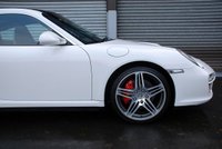 USED 2010 10 PORSCHE 911 [997.2] 3.8 TARGA 4S PDK COUPE [385 BHP] 4WD 