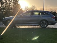 USED 2015 15 MERCEDES-BENZ C-CLASS C300h Hybrid 2.1 (204) Sport Premium Plus 5dr Estate Automatic (Panoramic Sunroof / Memory Pack / Navigation System) !! NATIONWIDE DELIVERY AVAILABLE !!