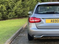 USED 2015 15 MERCEDES-BENZ C-CLASS C300h Hybrid 2.1 (204) Sport Premium Plus 5dr Estate Automatic (Panoramic Sunroof / Memory Pack / Navigation System) !! NATIONWIDE DELIVERY AVAILABLE !!