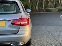 USED 2015 15 MERCEDES-BENZ C-CLASS C300h Hybrid 2.1 (204) Sport Premium Plus 5dr Estate Automatic (Panoramic Sunroof / Memory Pack / Navigation System) !! NATIONWIDE DELIVERY AVAILABLE !!