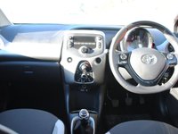 USED 2016 16 TOYOTA AYGO 1.0 VVT-I X-PLAY 5d 69 BHP www.suffolkcarcentre.co.uk - Located at Ilketshall