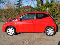 USED 2016 16 TOYOTA AYGO 1.0 VVT-I X-PLAY 5d 69 BHP www.suffolkcarcentre.co.uk - Located at Ilketshall