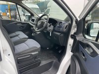 USED 2017 17 VAUXHALL VIVARO 1.6 L2 LWB H1 2900 CDTI 120 BHP Looks Value For Money