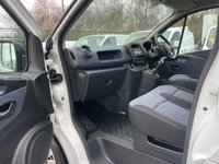 USED 2017 17 VAUXHALL VIVARO 1.6 L2 LWB H1 2900 CDTI 120 BHP Looks Value For Money