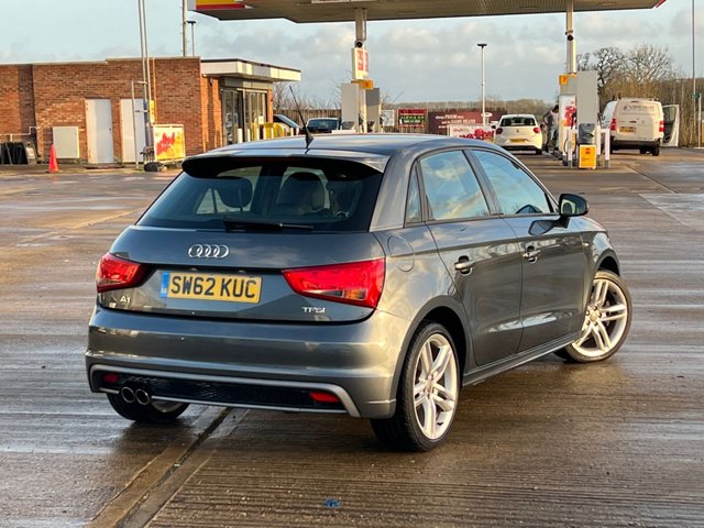 2013 AUDI A1 - Photo 2