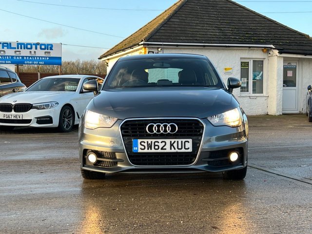 2013 AUDI A1 - Photo 10