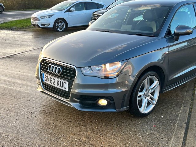 2013 AUDI A1 - Photo 11