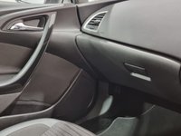 USED 2015 15 VAUXHALL ASTRA 1.4 EXCITE 5d 98 BHP Striking High Gloss Power Red ,17" Multi Spoke Alloy Wheels , Half Leather Interior