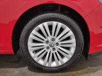 USED 2015 15 VAUXHALL ASTRA 1.4 EXCITE 5d 98 BHP Striking High Gloss Power Red ,17" Multi Spoke Alloy Wheels , Half Leather Interior