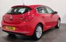 USED 2015 15 VAUXHALL ASTRA 1.4 EXCITE 5d 98 BHP Striking High Gloss Power Red ,17" Multi Spoke Alloy Wheels , Half Leather Interior