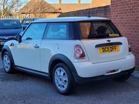 USED 2011 11 MINI HATCH FIRST 1.6 FIRST 3d 75 BHP SERVICE HISTORY - FULL MOT