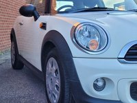 USED 2011 11 MINI HATCH FIRST 1.6 FIRST 3d 75 BHP SERVICE HISTORY - FULL MOT