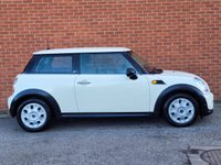 USED 2011 11 MINI HATCH FIRST 1.6 FIRST 3d 75 BHP SERVICE HISTORY - FULL MOT
